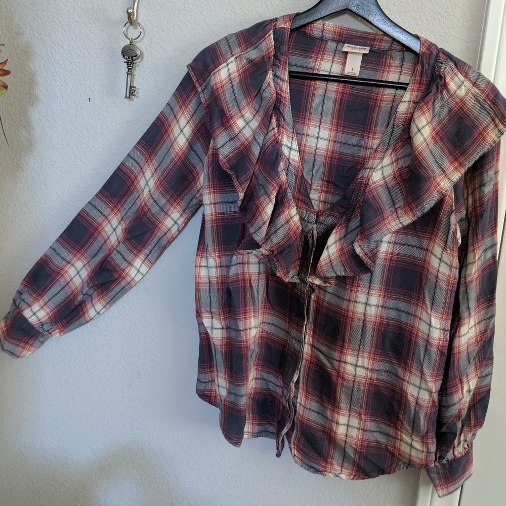Long sleeve shirt